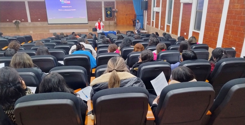 Realizan Jornada de Reflexión sobre Desarrollo Docente en el Colegio Santa María Eufrasia